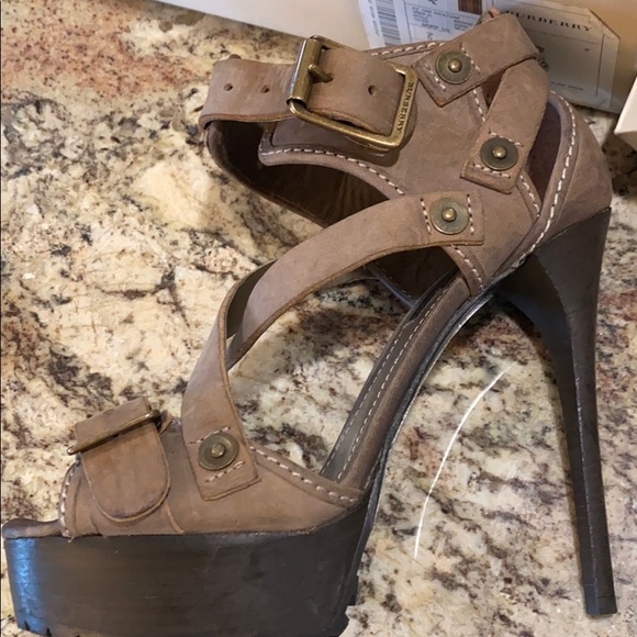 Burberry Aviator Platform Sandal size 8 - Picture 5 of 7